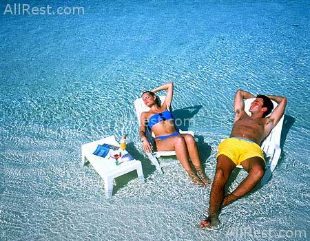 Veligandu Island Resort 32